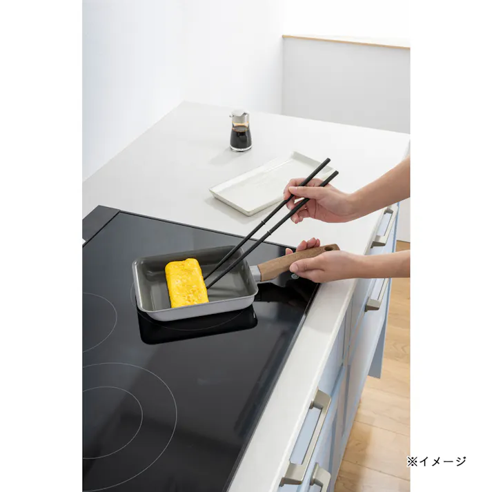 ガス火・IH対応 こびりつきにくいエッグパン 幅13cm 奥行18cm