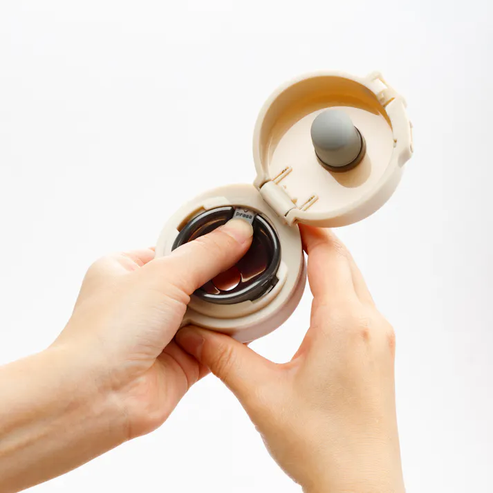 ワンタッチボトル 750ml ベージュ