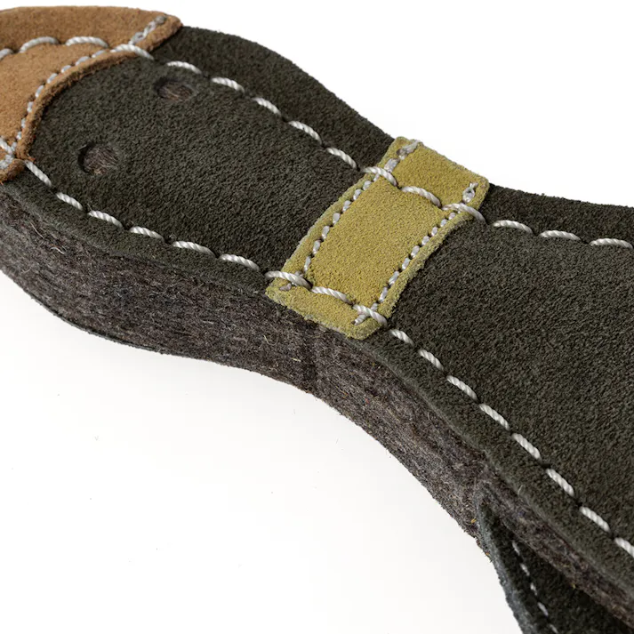 飽きずに遊べるレザー&フェルトトイ とり