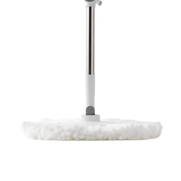 コンパクトに収納できる回転モップ