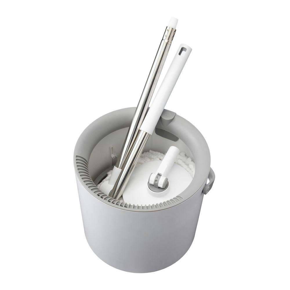 コンパクトに収納できる回転モップ | 業務用清掃用品 通販