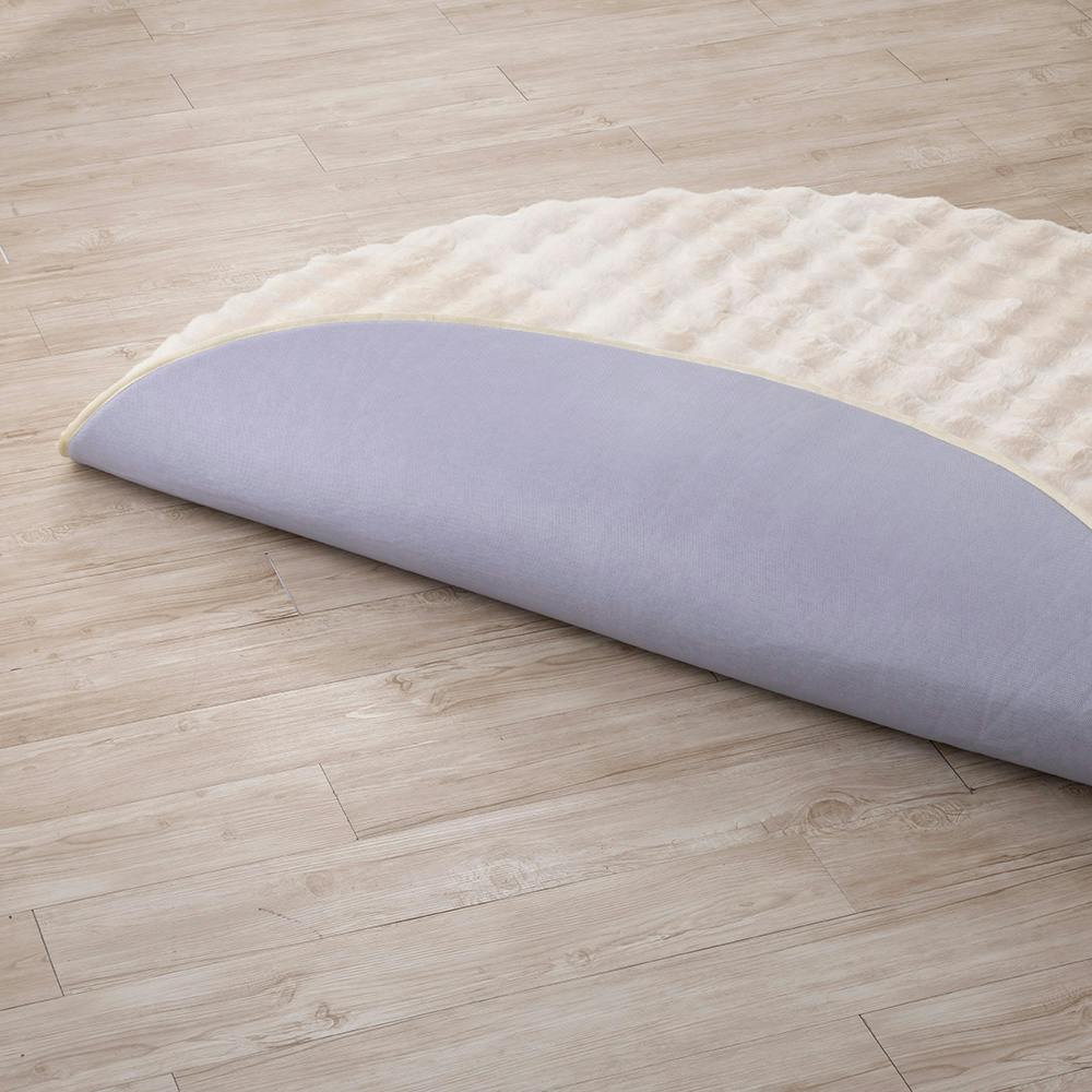 保温性のあるラグ Pitapa シロクマ 幅180cm 奥行180cm | ラグ