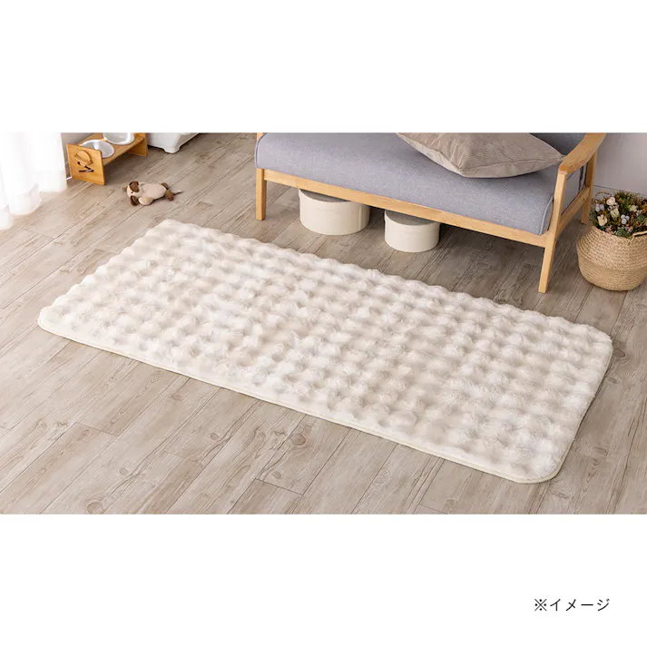 保温性のあるラグ Pitapa シロクマ 幅80cm 奥行180cm