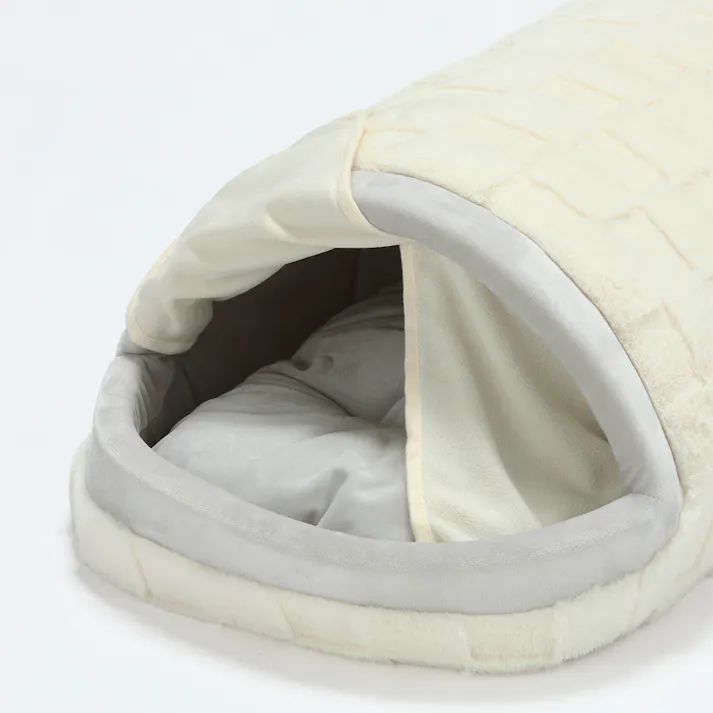 犬猫兼用 電気のいらない保温ベッド Mサイズ チェッカーボードアイボリー