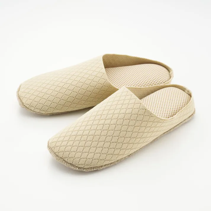 履いて歩くだけでお掃除できる通気性が良いルームシューズ ベージュ M
