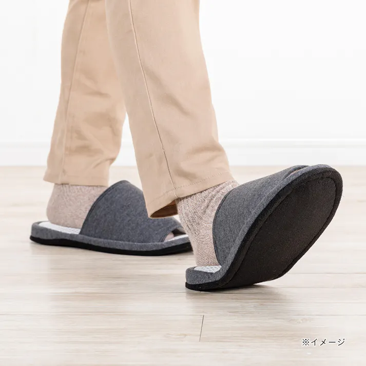 履いて歩くだけでお掃除できるソールが外して洗えるダブルメッシュスリッパ ダークグレー 2L