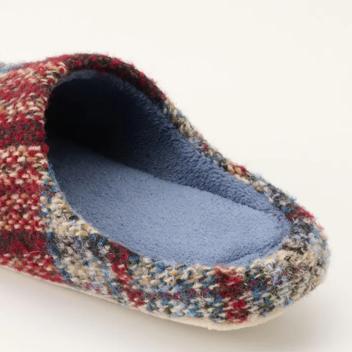 履いて歩くだけでお掃除できるルームシューズ レッド M