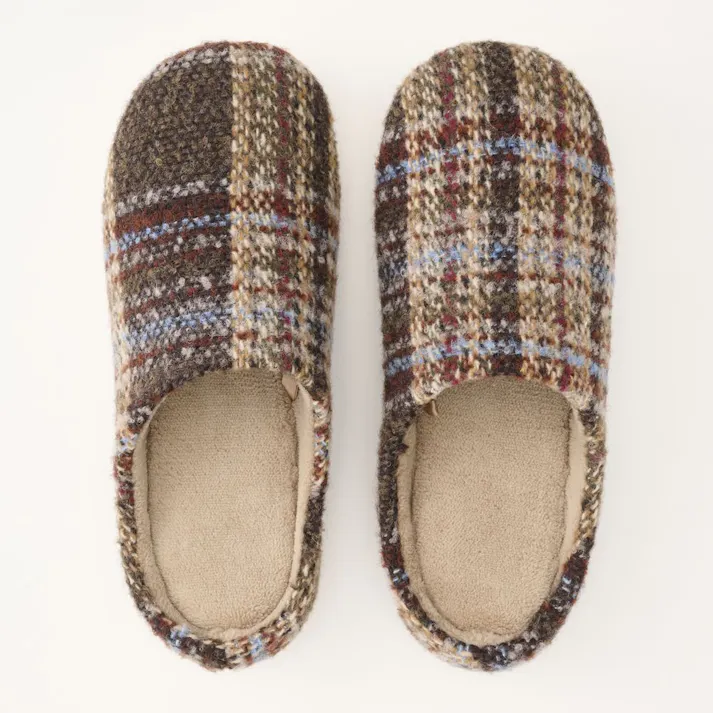 履いて歩くだけでお掃除できるルームシューズ ブラウン M