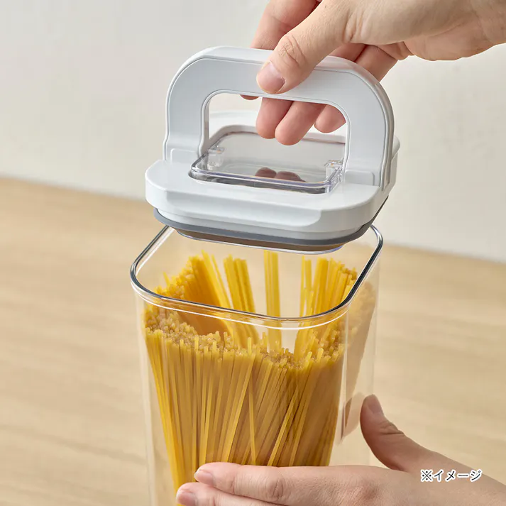 開閉しやすい保存容器 正方形 2.3L