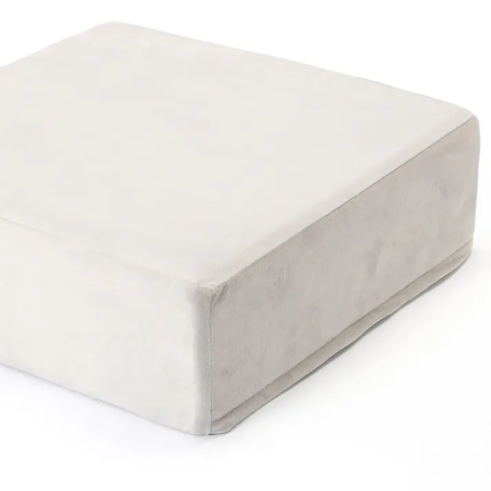 ずれにくいフロアクッション Pitapa グレー