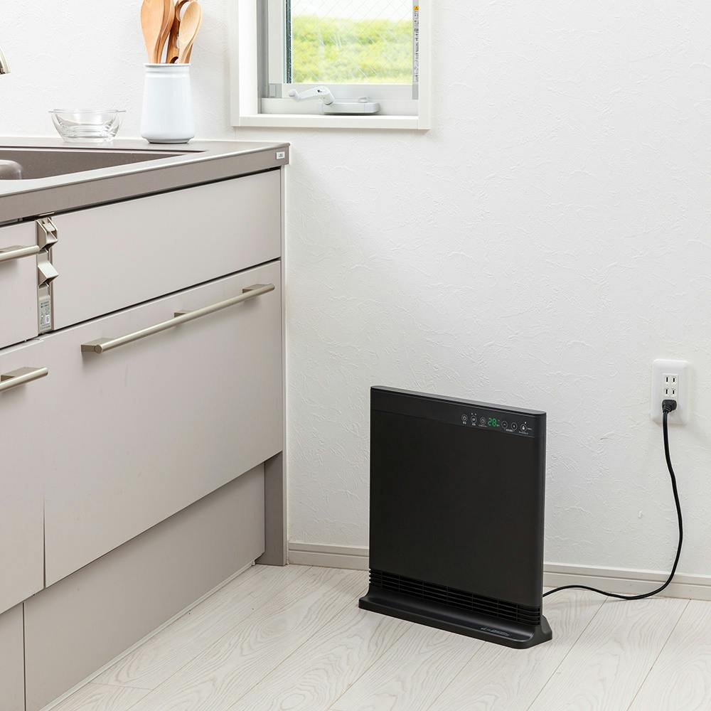 大風量 薄型セラミックファンヒーター ワイド ブラック CZ-SCH1200-BK