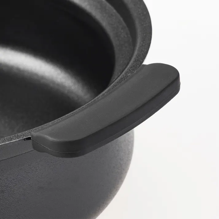 ガス火・IH対応 軽くて熱が伝わりやすい卓上鍋 20cm