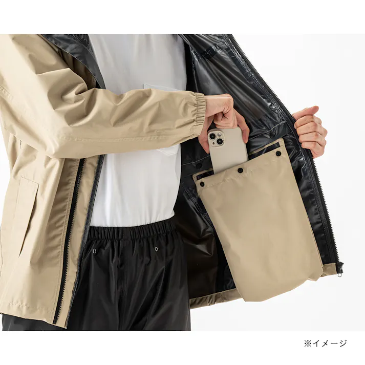 内ポケットになる収納袋付レインスーツ 3L ベージュ