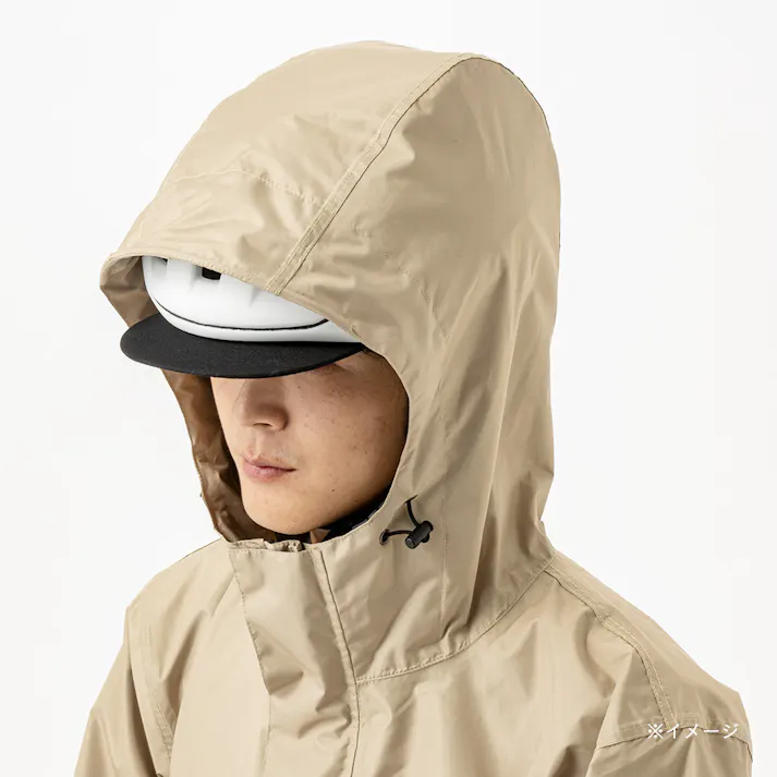 リュックを雨から守れるレインスーツ M ベージュ