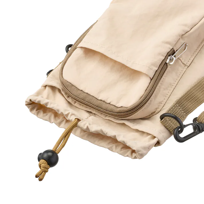 スマホが入るボトルカバー ライトベージュ 幅14.5cm 高さ21.5cm