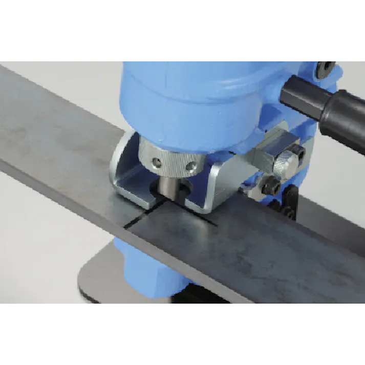 【CAINZ-DASH】亀倉精機 電動油圧式ポートパンチャー RW-M2A【別送品】