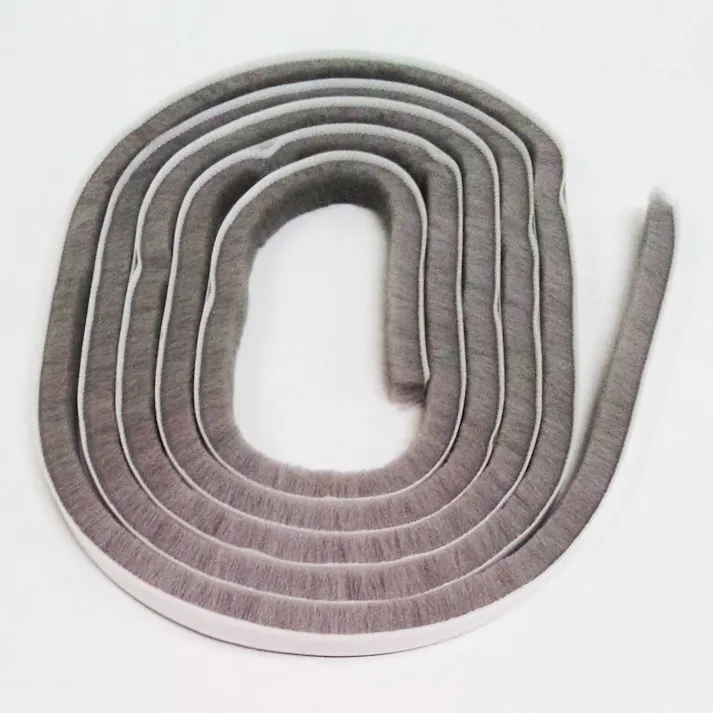 槌屋 すき間モヘヤシール グレー No.9090 幅9mm×高さ9mm×長さ2m