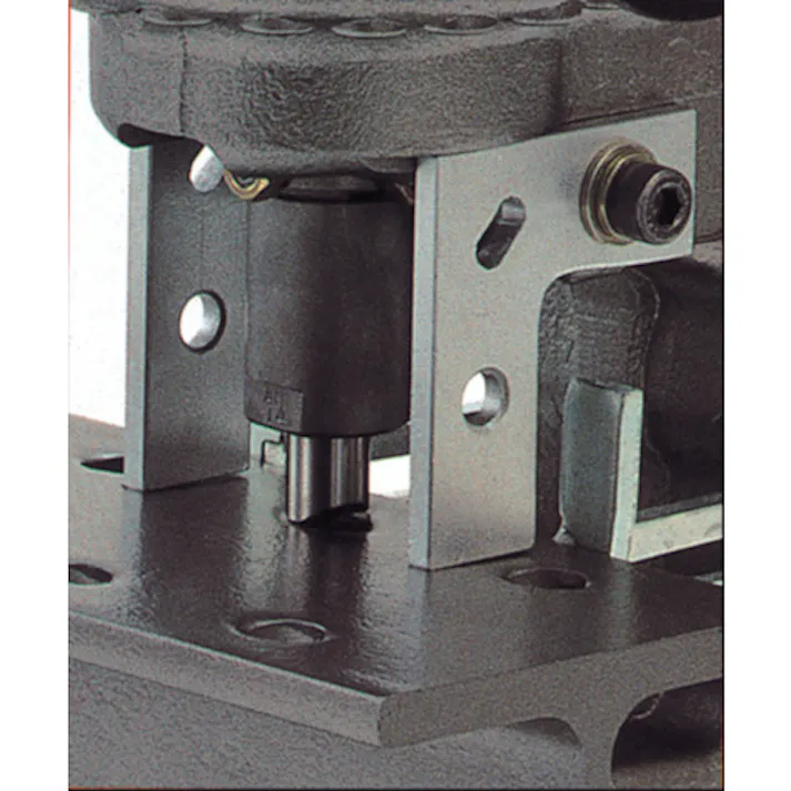 【CAINZ-DASH】IKK 油圧パンチャー EP-2110V【別送品】