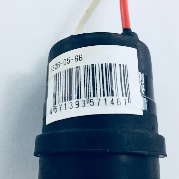 青山電陶 E26ゴム防水ソケット コネクタ付 ヒートン無 ES26-05-66