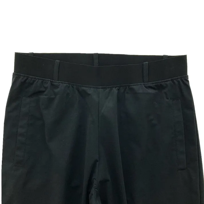 裾回りがレギンスみたいなパンツ クロ LL