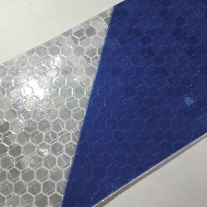 【CAINZ-DASH】セーフラン安全用品 高輝度反射テープ 青白 幅50mm×50m 14358【別送品】