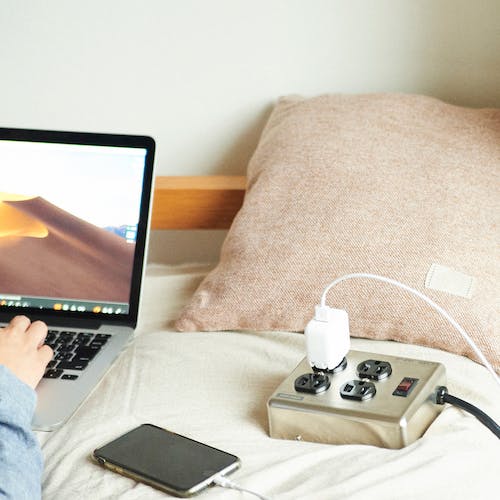 CAINZ-DASH】ファーゴ スチールタップ AC4個口 シルバー