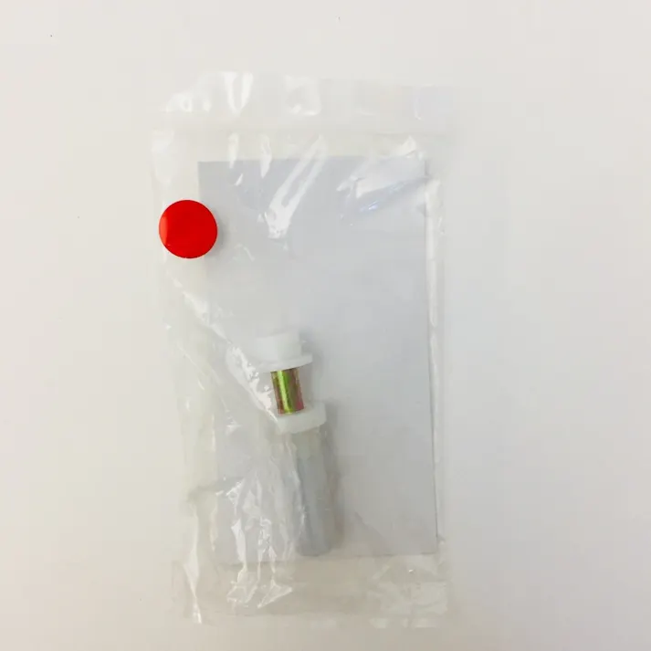 クローゼットパーツ ガイドローラー 0180-027