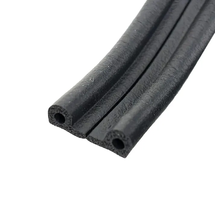 3M 戸あたりテープ 室内ドア用 P型 黒 EN-52 厚さ6.0mm×幅9mm×長さ5m