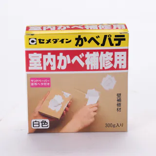 セメダイン かべパテ 室内かべ補修用 HC-121 300g