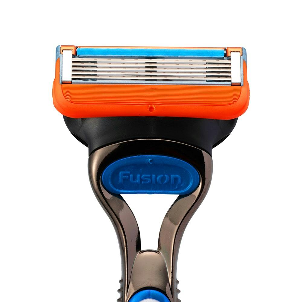 Gillette フュージョン 5+1 替え刃 8個入り　4個入り　9箱セット 楽天市場】【送料込・数量限定】ジレット フュージョン5＋1 替