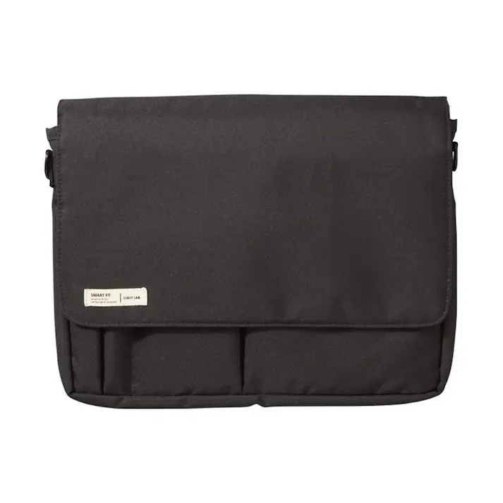 リヒトラブ MART FIT キャリングポーチ B5 ブラック A7576-24
