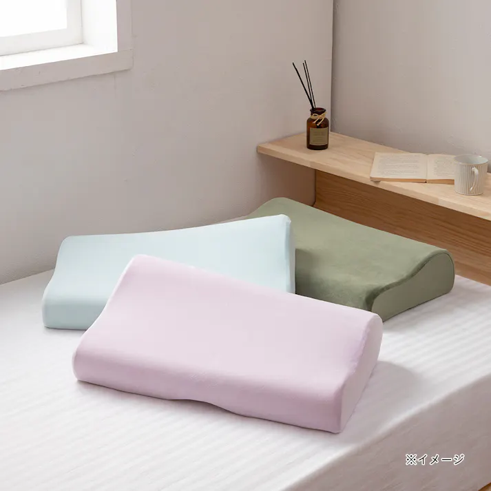 首元にフィットするまくら パープル