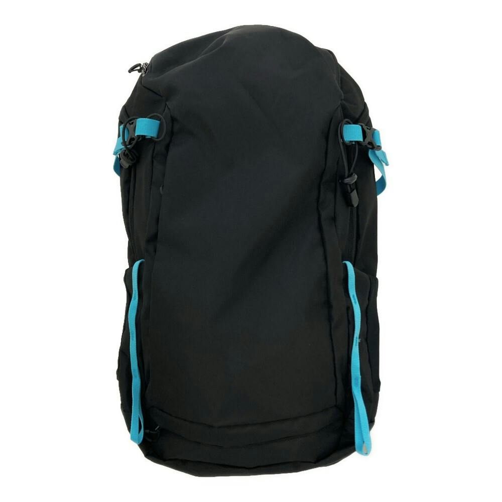 バックパック 35L ブラック TB3112-BK