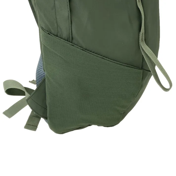 バックパック 25L グリーン TB3399-GN