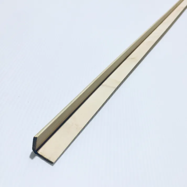 KZ30モールディング L×20×1820