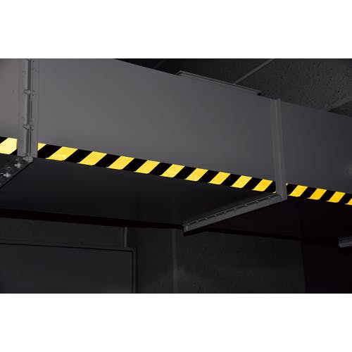 CAINZ-DASH】日本緑十字社 反射トラテープ（ラインテープ） 黄／黒