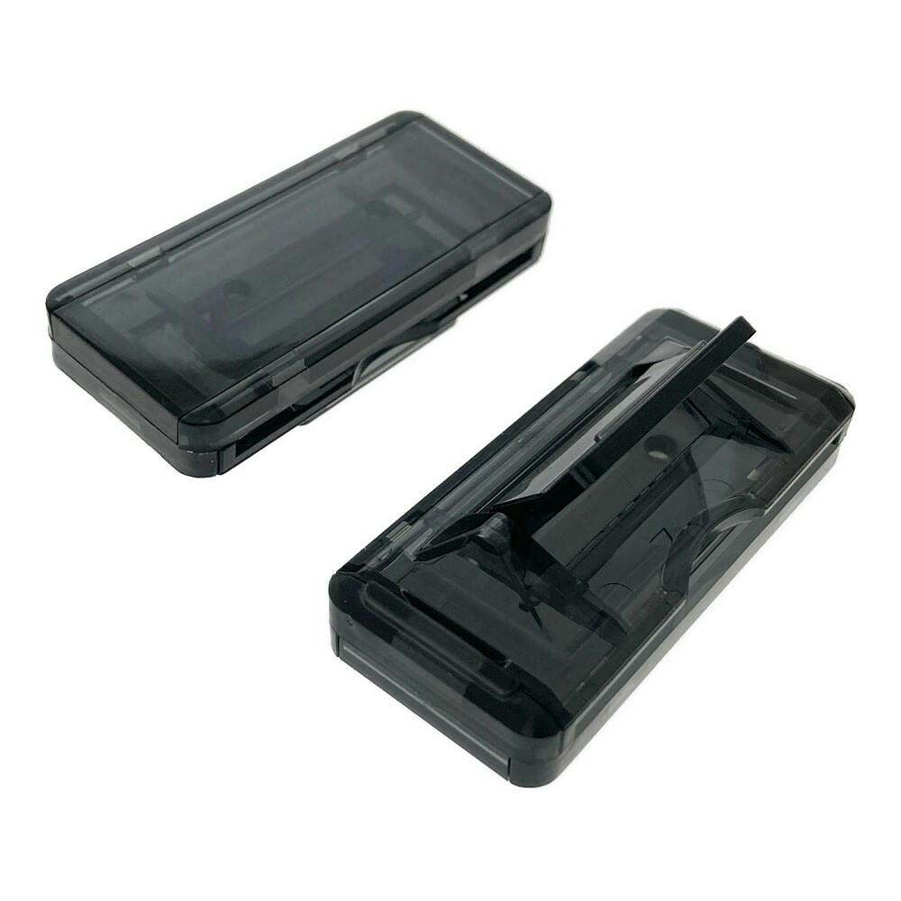 カインズ シートベルトストッパー SBS-0703BK 幅6.4×長さ1.4×高さ2.8cm