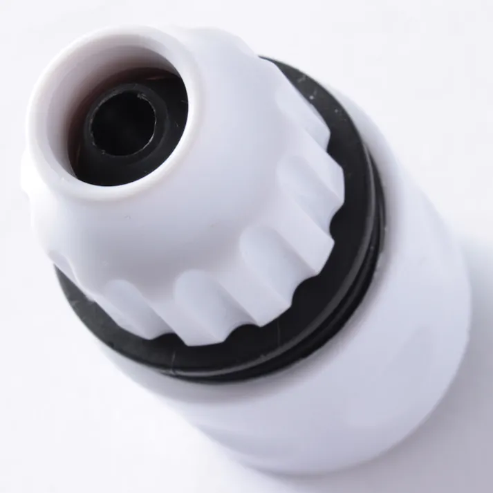 カインズ 散水ミニコネクター WC-M58 適合ホース外径12mmまで 内径7.5mm~9mm 取付・取り外しワンタッチ