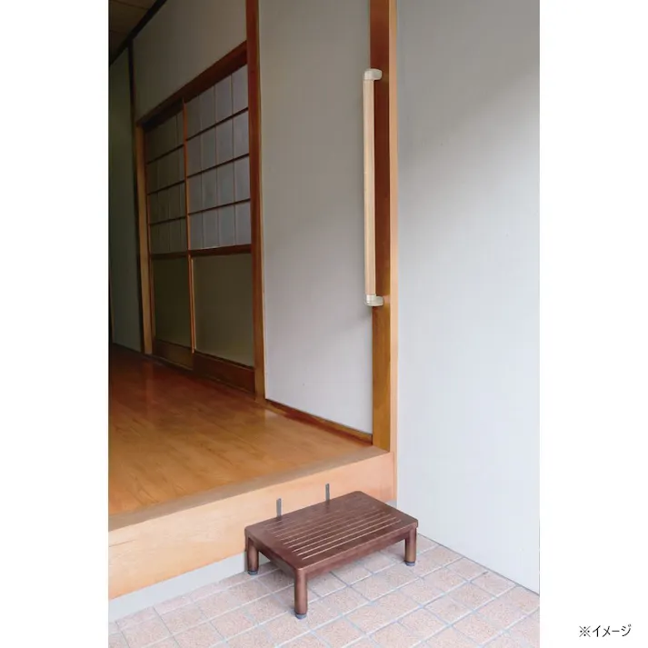 すべり止め加工の室内木製てすり 600mm