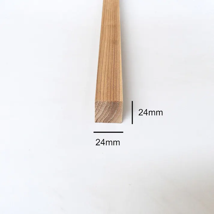 杉加工材 幅24mm 長さ600mm 厚さ24mm