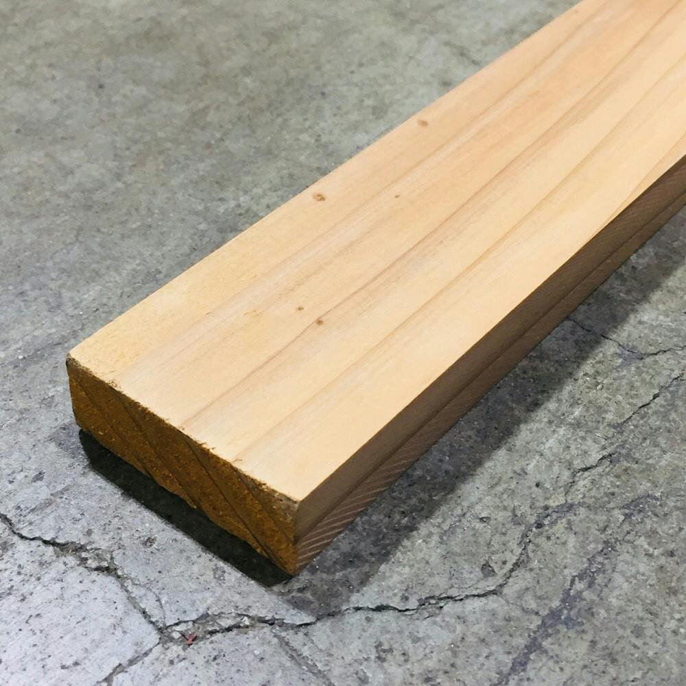 杉玉45ｃｍ 杉KD材 45×45×1000mm | 木材 通販 | ホームセンターのカインズ