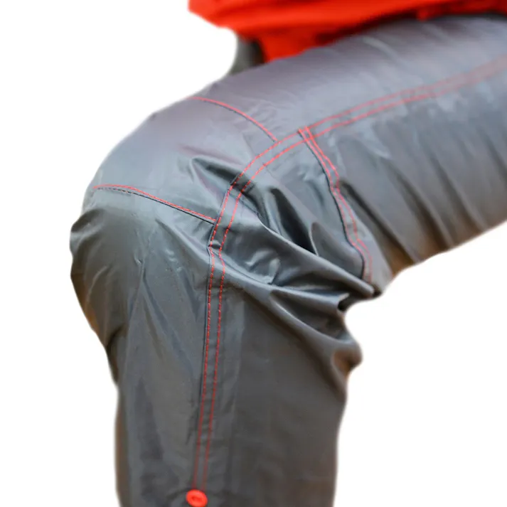 ハイブリッドレインスーツ レッド M