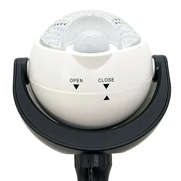 どこでもセンサーライト ホワイト DLB-T200-WH