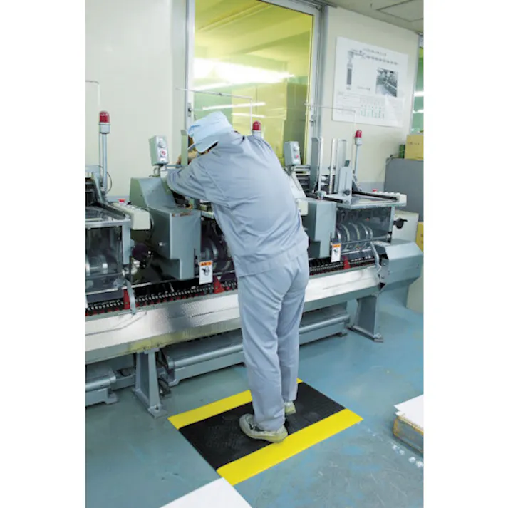 【CAINZ-DASH】ミズムジャパン 快適クッションマット 6090 黒/黄 CM-002 309050009【別送品】