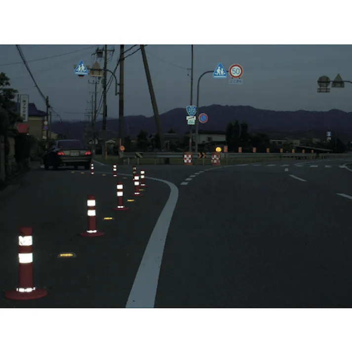 【CAINZ-DASH】日東エルマテリアル 再帰反射テープ 400mm×10m イエロー/ブラック HT-400YB【別送品】