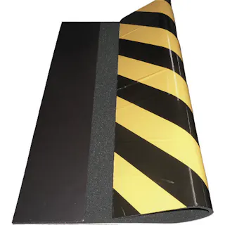 【CAINZ-DASH】日東エルマテリアル NEWトラクッション マグネットタイプ 5mm×300mm×500mm 黄/黒 TRMG300-5T【別送品】