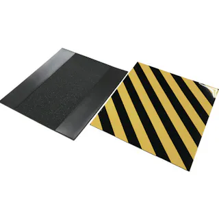 【CAINZ-DASH】日東エルマテリアル NEWトラクッション マグネットタイプ 5mm×450mm×500mm 黄/黒 TRMG450-5T【別送品】