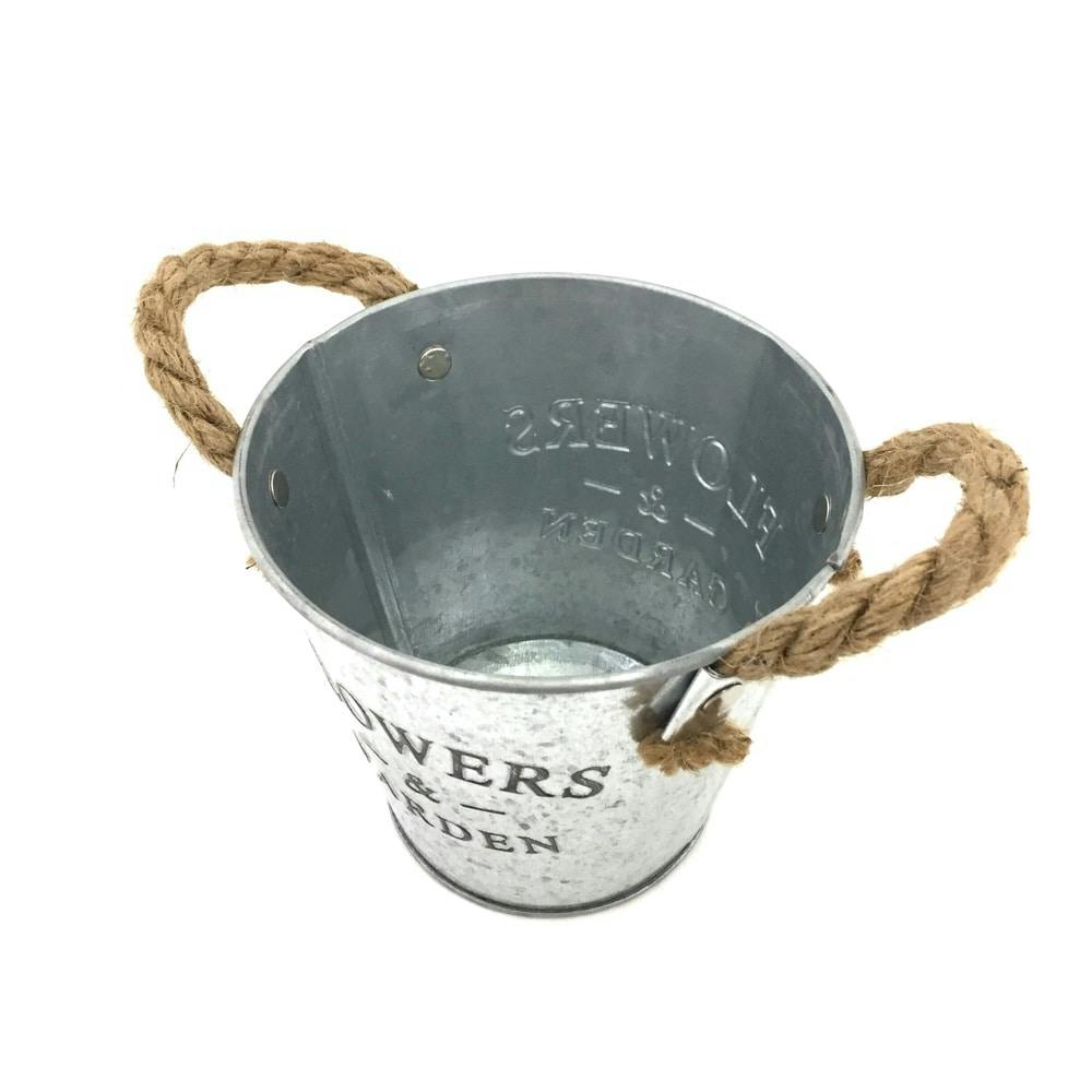 ブリキのバケツ Amazon.co.jp: ブリキバケツ 13リットル: ホーム＆キッチン