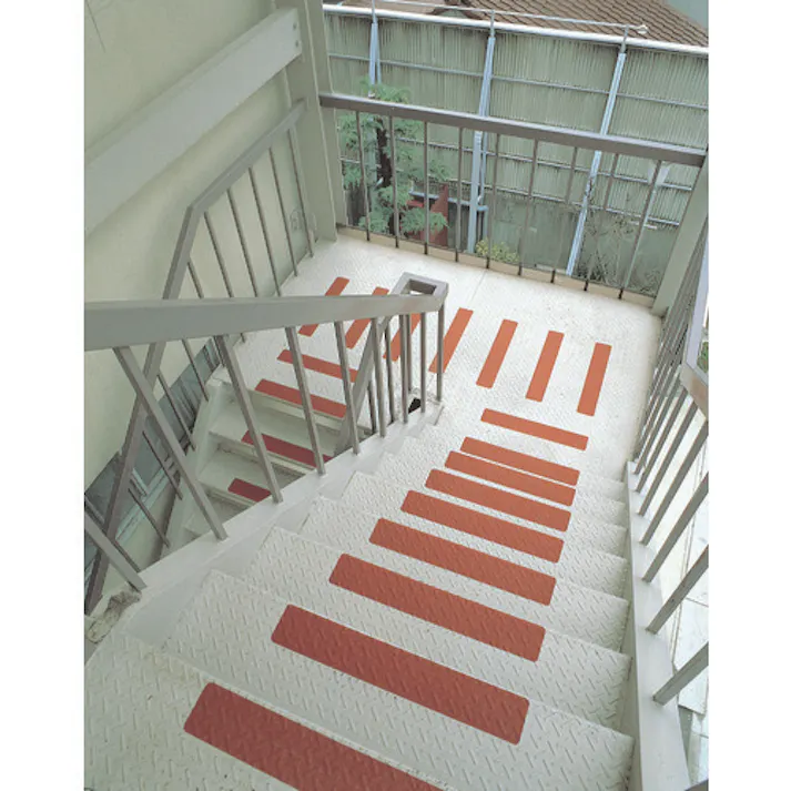 【CAINZ-DASH】日本レヂボン ノンスリップテープ 100×18m 白 NSP10180【別送品】