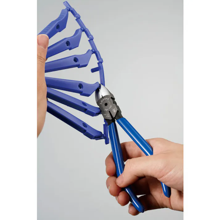 【CAINZ-DASH】スリーピークス技研 R型プラスチックニッパ(バネ付) 197mm PNP-190G-S-R【別送品】